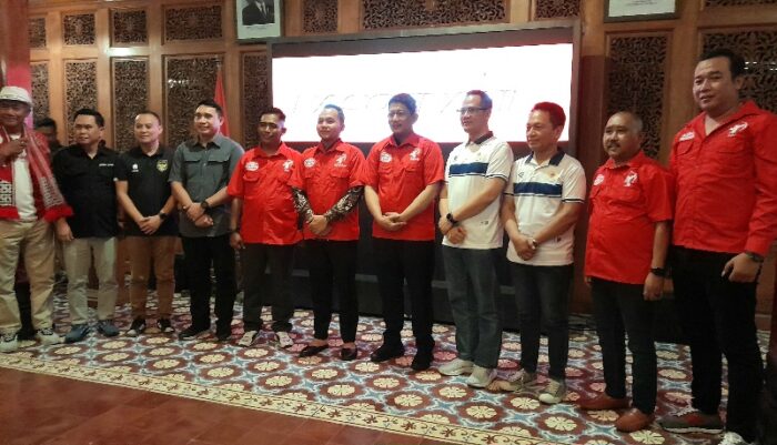 Pelantikan Pengurus DPP Pasoepati Periode 2025-2027, Walikota Solo Janji Fasilitasi Dana Hibah