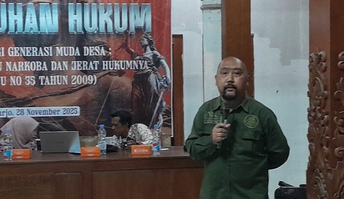 MBZ dan Mahasiswa FH UMS Gelar Penyuluhan Hukum dan Edukasi Bahaya Narkotika