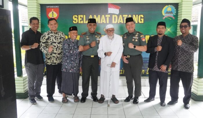 Datangi Kodim Sukoharjo, Abu Bakar Ba’asyir Tegaskan Tujuan Silaturahmi dan Penguatan Nilai Kebangsaan