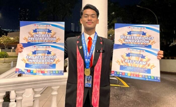 Mahasiswa UMS Raih 4 Penghargaan Internasional lewat Inovasi Aplikasi Kesehatan AI