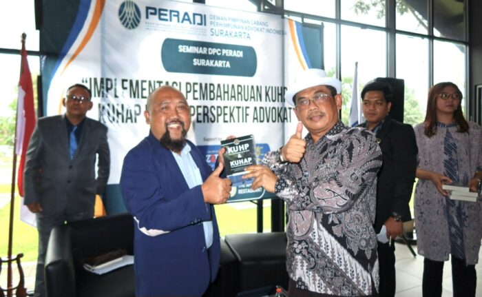 Antusiasme Tinggi, Anggota DPC PERADI Surakarta Ikuti Seminar Bedah KUHP-KUHAP Baru
