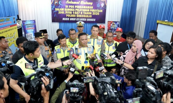 Kakorlantas Pantau Arus Balik Lebaran di Pospam Kartasura