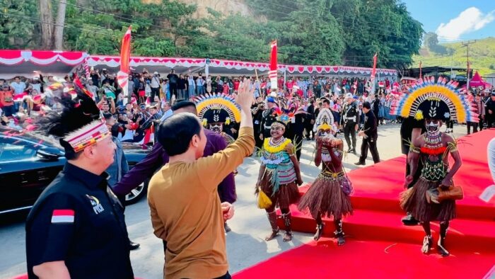 Kunjungan ke Papua, Presiden Jokowi Disambut Lagu Yamko Rambe Yamko
