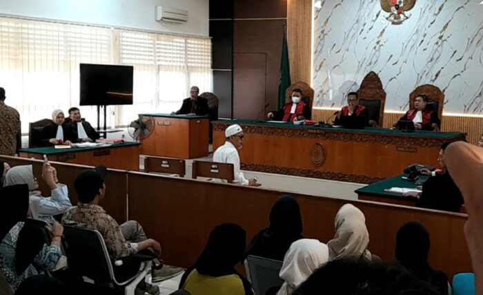 Sidang Pemalsuan Dokumen Kuliah UMS, Saksi Beberkan Bukti Transkrip Nilai Palsu