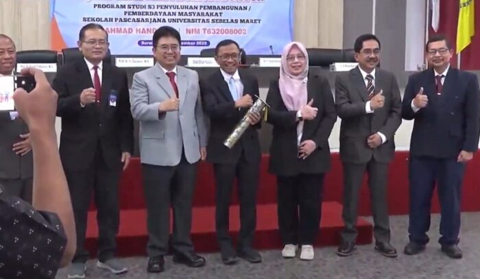 Lulus Doktor UNS, Rahmad Handoyo Tawarkan Model CSR BUMN untuk Perkuat UKM