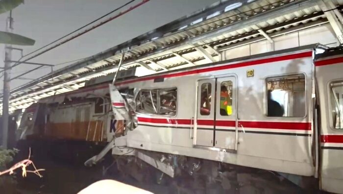 Update Korban Tewas Kecelakaan Kereta di Bekasi Bertambah Jadi 7 Orang
