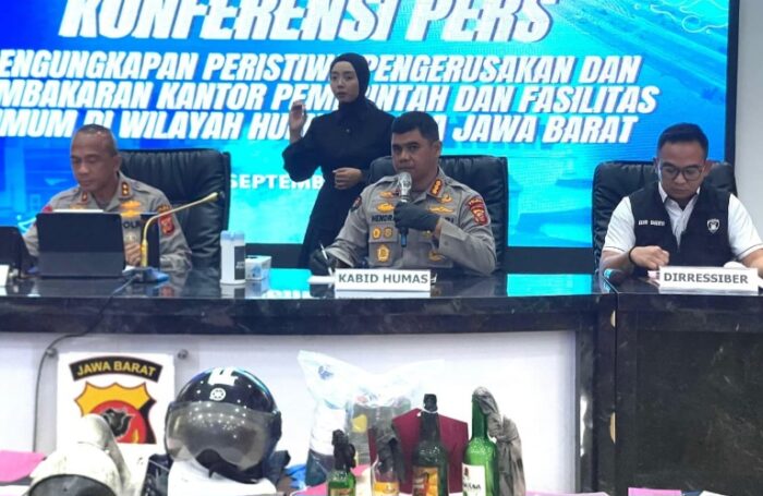 Polda Jabar Amankan 156 Terduga Pelaku Rusuh, 26 Ditetapkan Tersangka