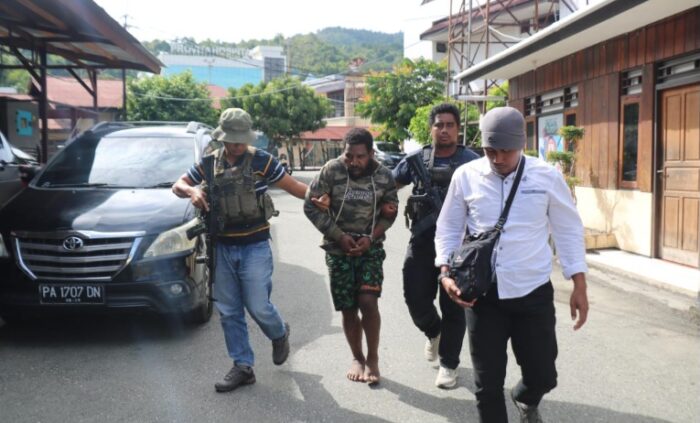 Buru KKB, Satgas Damai Cartenz Ringkus DPO Pelaku Pembunuhan Nakes Kiwirok