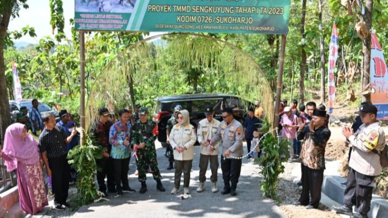 TMMD Sengkuyung Tahap I Kodim Sukoharjo Ditutup, Bawa Harapan Baru Warga Desa Kedungsono
