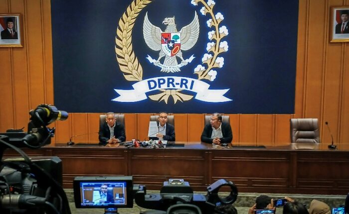 DPR Penuhi Tuntutan Rakyat, 6 Keputusan Penting Diumumkan